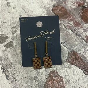 NWT Universal Thread Burgundy & Gold Checkerboard Drop Dangle Earrings